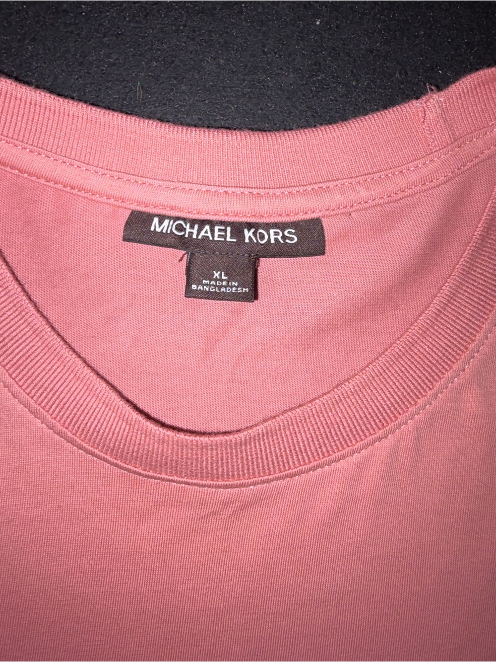Michael Kors Men's Coral Salmon Short Sleeve Crewneck Tee with Contrast Trim - Picture 4 of 4